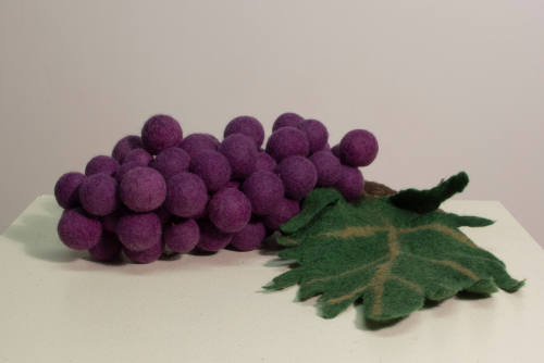 purple grapes 4